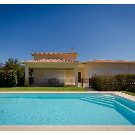 Maison Alex Tolla 4 étoiles *