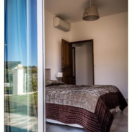 Maison Alex Tolla 4 étoiles Cauro