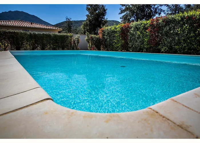 4 Etoiles Sole Di Corsica * Cauro